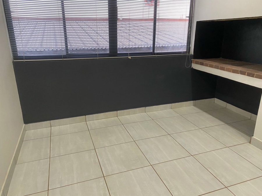 2 Bedroom Property for Sale in Melodie North West